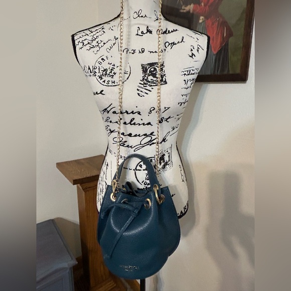 EUC Anna Paola Mini Drawstring Bucket Bag. Fun & flirty. Teal / Blue green. - Picture 2 of 5